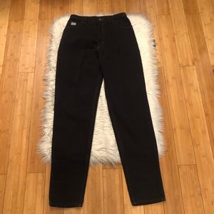 Wrangler for Women Black Jeans High Rise Relax Fit Tapered Ankle size 10x32